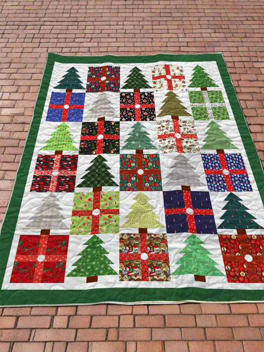 Gifts Under the Tree Quilt Pattern